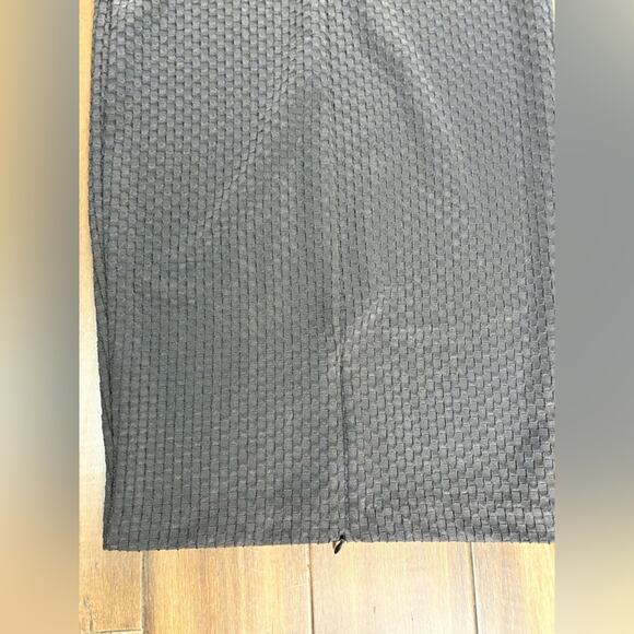 NWT BW Collection Zara size M Black Textured Cap Sleeve Dress Midi Knit Bodycon - Picture 10 of 12